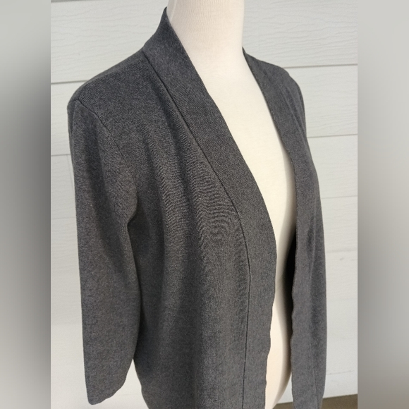 Spring & Mercer Gray Sweater/Cardigan 3/4 Sleeve Size Large - Picture 4 of 8